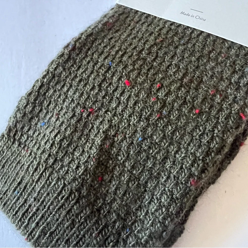 NORDSTROM MENS CREW SOCKS ACRYLIC/WOOL BLEND OLIVE HEATHER OS NWT